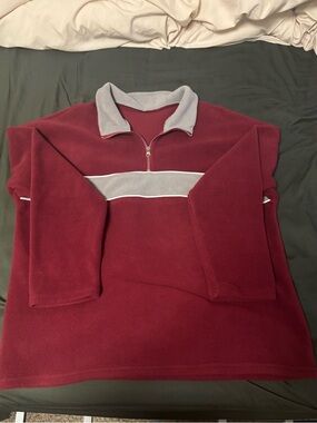 SHEIN Burgundy Zip-Up Fleece Pullover with Gray Accent